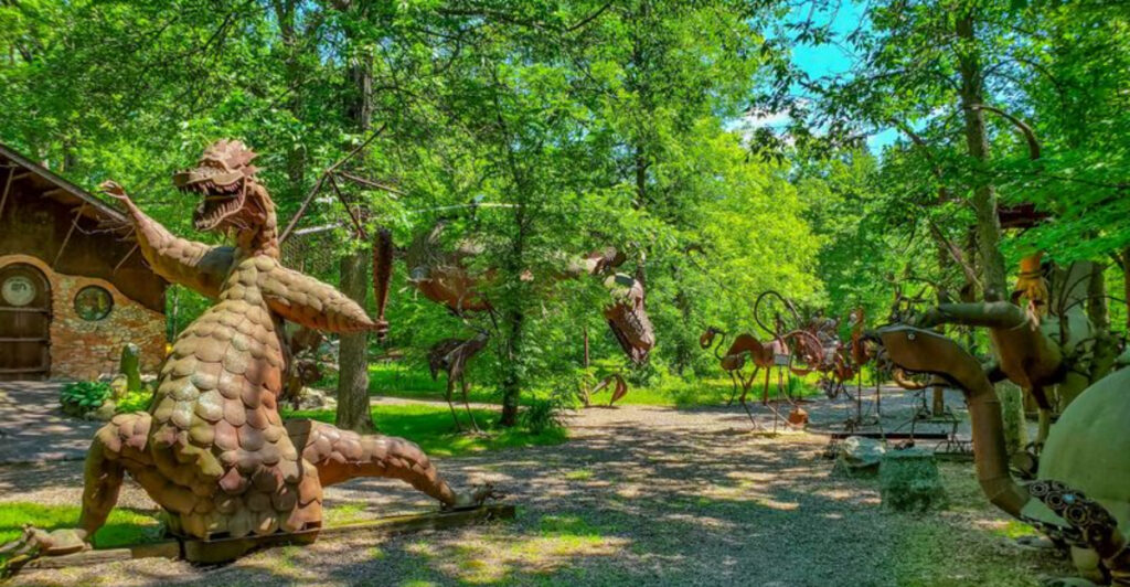 This Wisconsin Roadside Attraction Turns Scrap Metal Into Towering Monsters