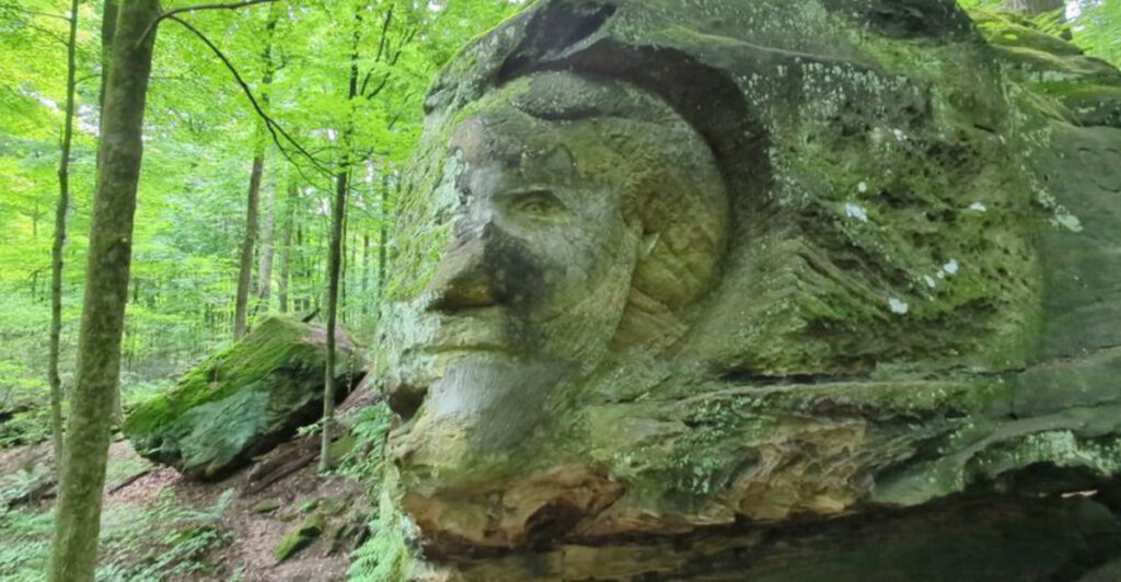 This Wonderfully Weird Ohio Trail Is Lined With Sculptures You Have to See to Believe