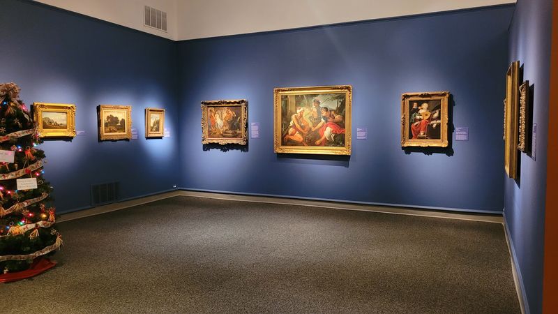 Three Floors of Art That Reward Slow Looking Three Floors of Art That Reward Slow Looking