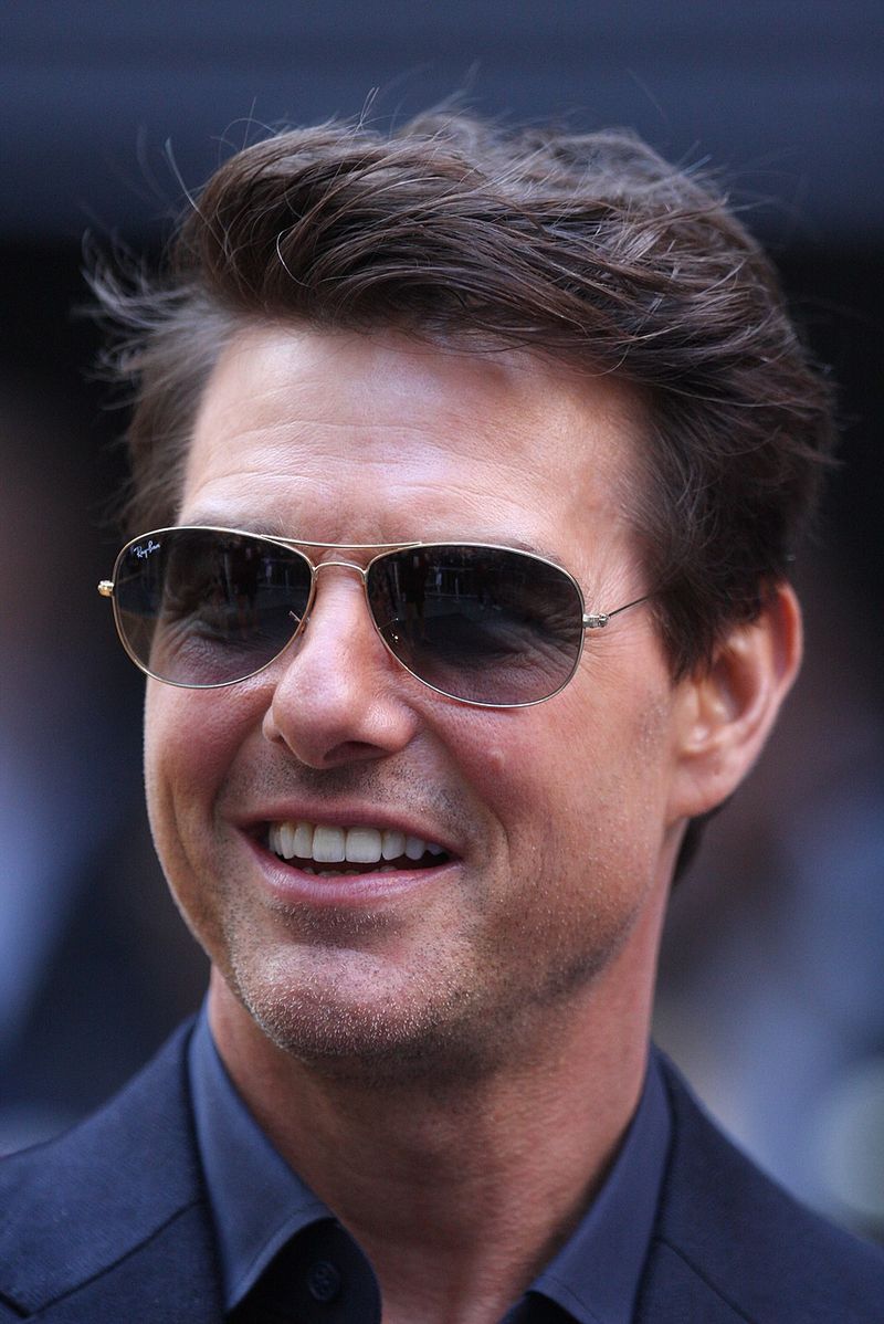 Tom Cruise - Estimated Net Worth: About $600 Million Tom Cruise - Estimated Net Worth: About $600 Million