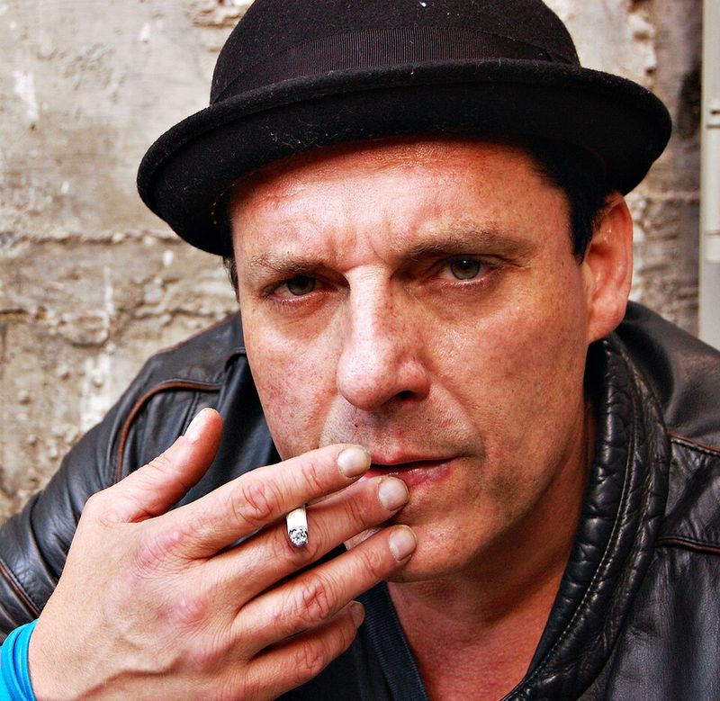 Tom Sizemore Injures a Stuntman During the Production of Shooter Tom Sizemore Injures a Stuntman During the Production of Shooter