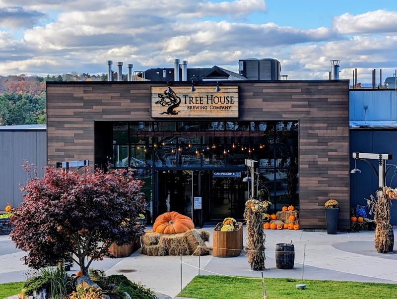 Tree House Brewing Company — Charlton, Massachusetts Tree House Brewing Company — Charlton, Massachusetts