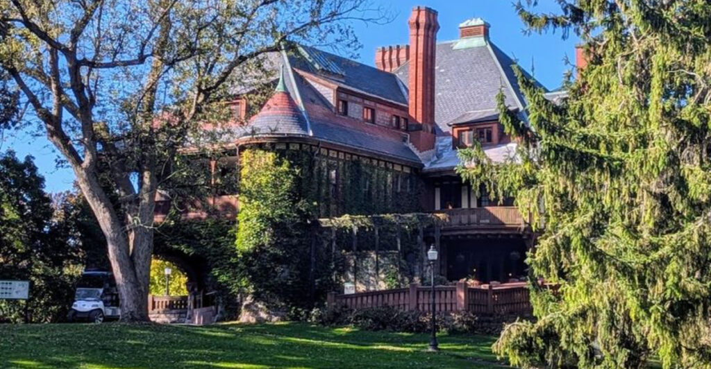 Tucked Away In New York, This Historic Estate Is One Of The State’s Most Charming Day Trips