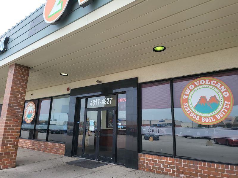 Two Volcano Seafood Boil Buffet — Burbank, Illinois