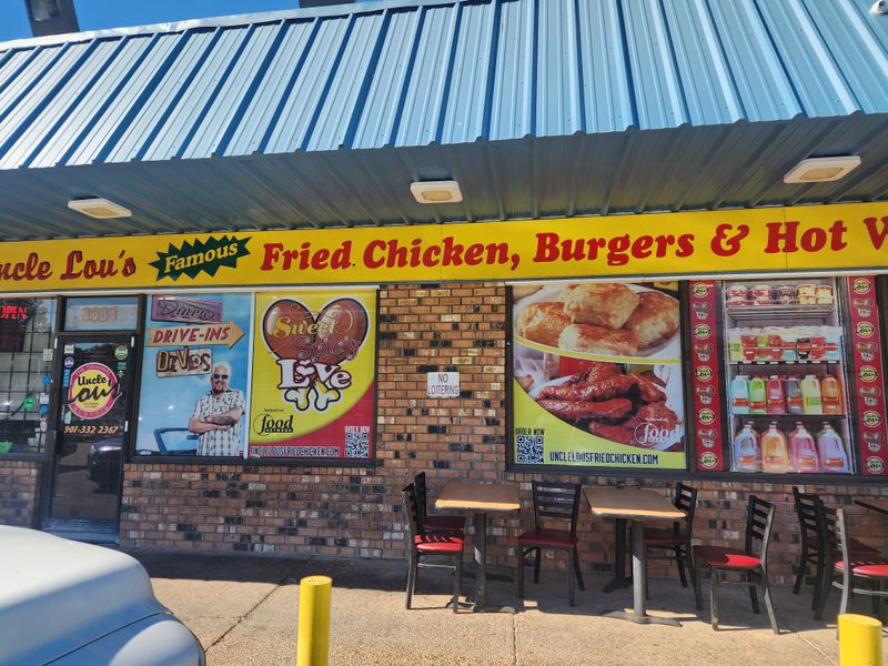 Uncle Lou's Fried Chicken (Memphis) Uncle Lou's Fried Chicken (Memphis)