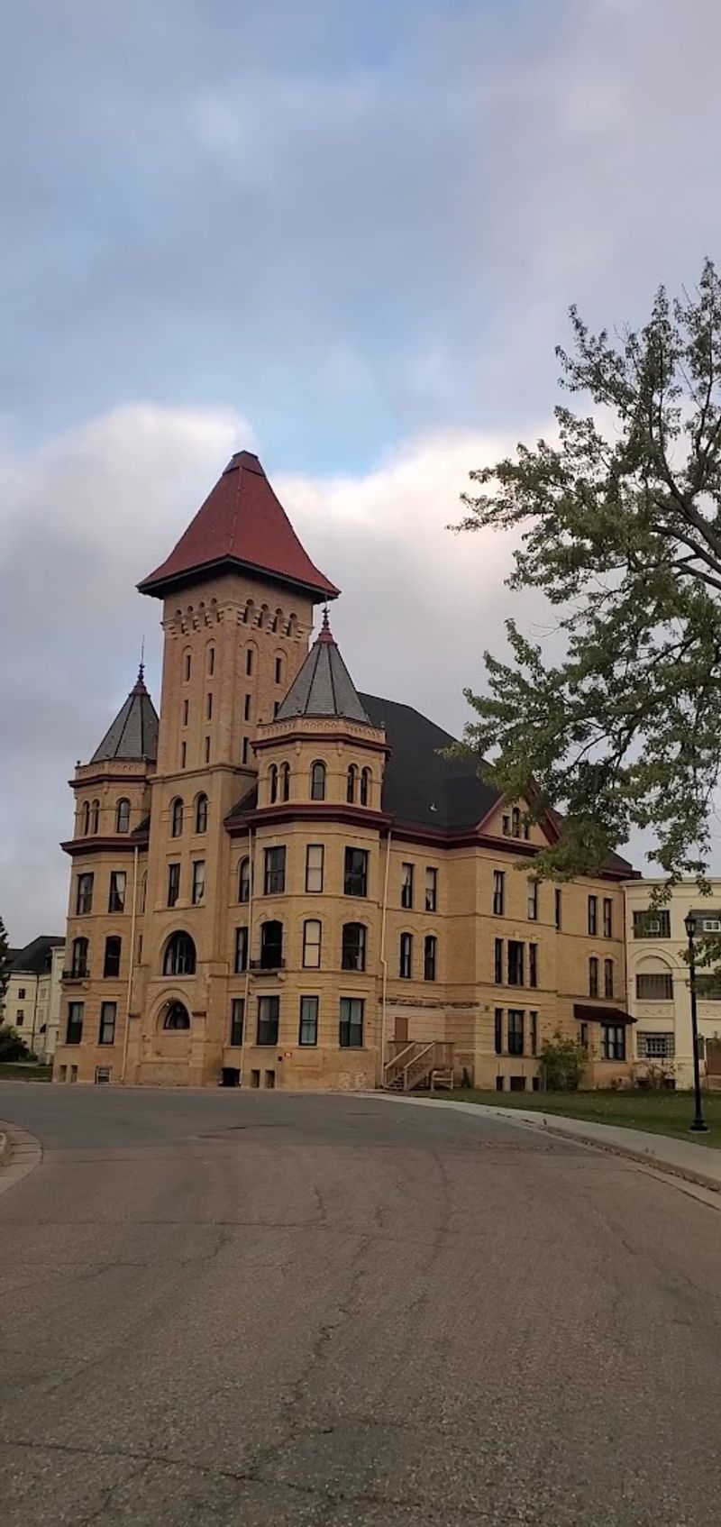Victorian Architecture at Its Most Dramatic Victorian Architecture at Its Most Dramatic