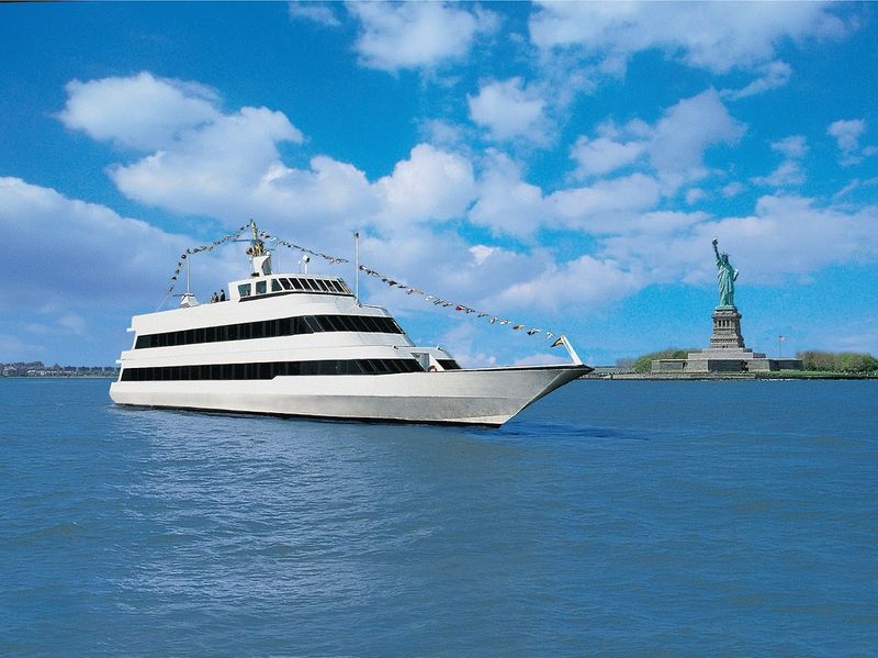 Views of the Statue of Liberty Along the Route Views of the Statue of Liberty Along the Route