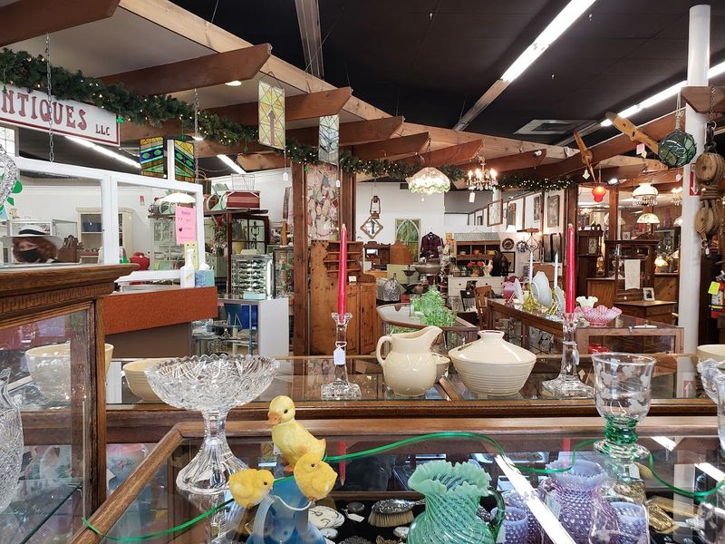 Village Antiques, Nampa, Idaho