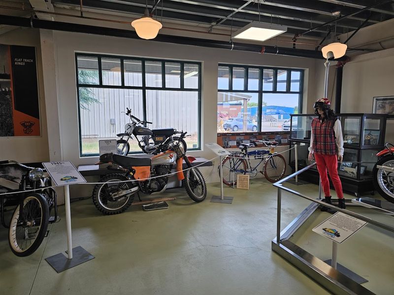 Vintage Clothing Mannequins and the Human Side of History Vintage Clothing Mannequins and the Human Side of History