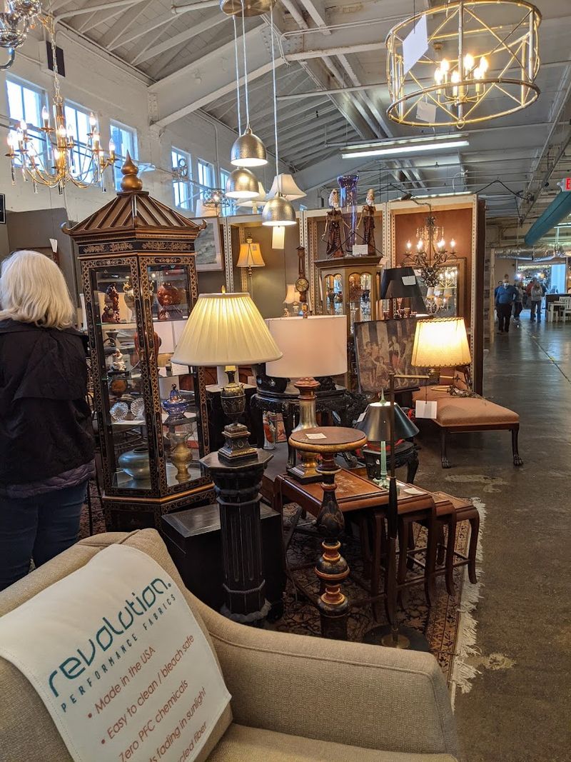 Vintage Finds That Actually Deliver