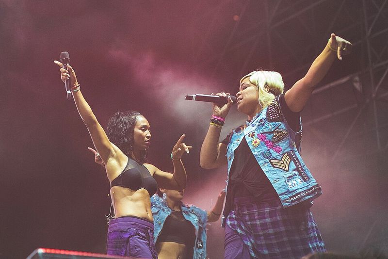 'Waterfalls' - TLC (1995) 'Waterfalls' - TLC (1995)