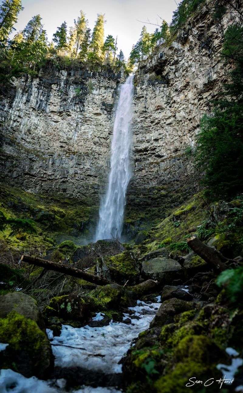 Watson Falls — Umpqua National Forest, Oregon Watson Falls — Umpqua National Forest, Oregon