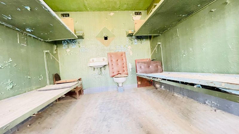 What Life Behind Those Walls Actually Looked Like What Life Behind Those Walls Actually Looked Like