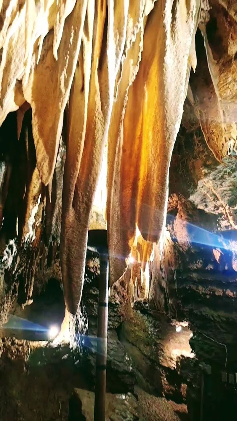 What Makes This Cave Different From the Others What Makes This Cave Different From the Others