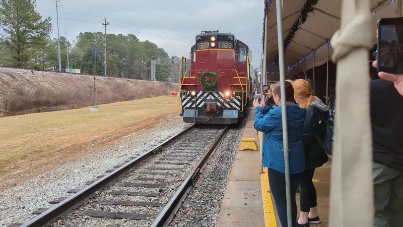 What the Conductors and Narrators Bring to the Ride What the Conductors and Narrators Bring to the Ride