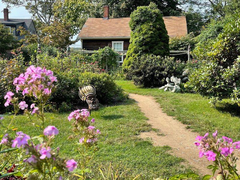 What the Grounds Actually Look Like What the Grounds Actually Look Like