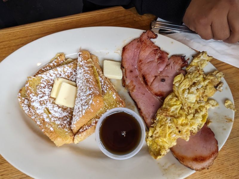 What the Standout Dishes Actually Taste Like