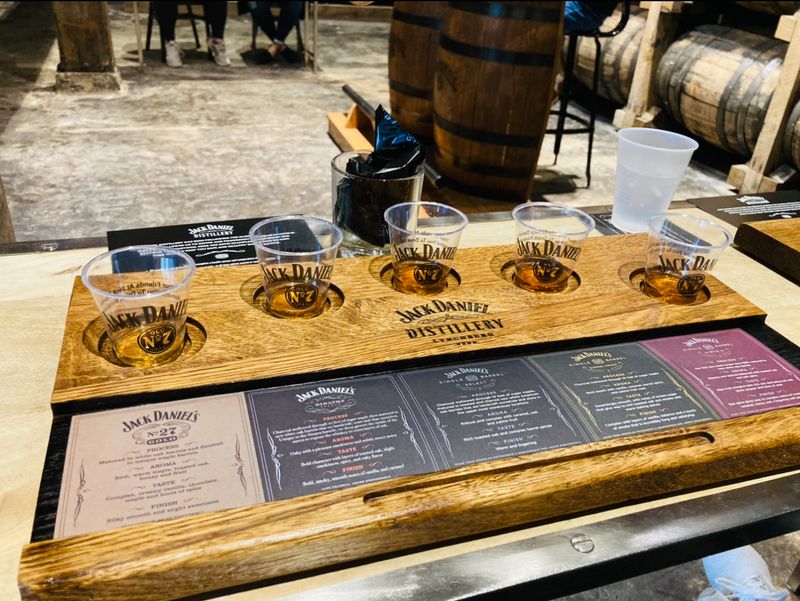What the Tasting Experience Actually Looks Like