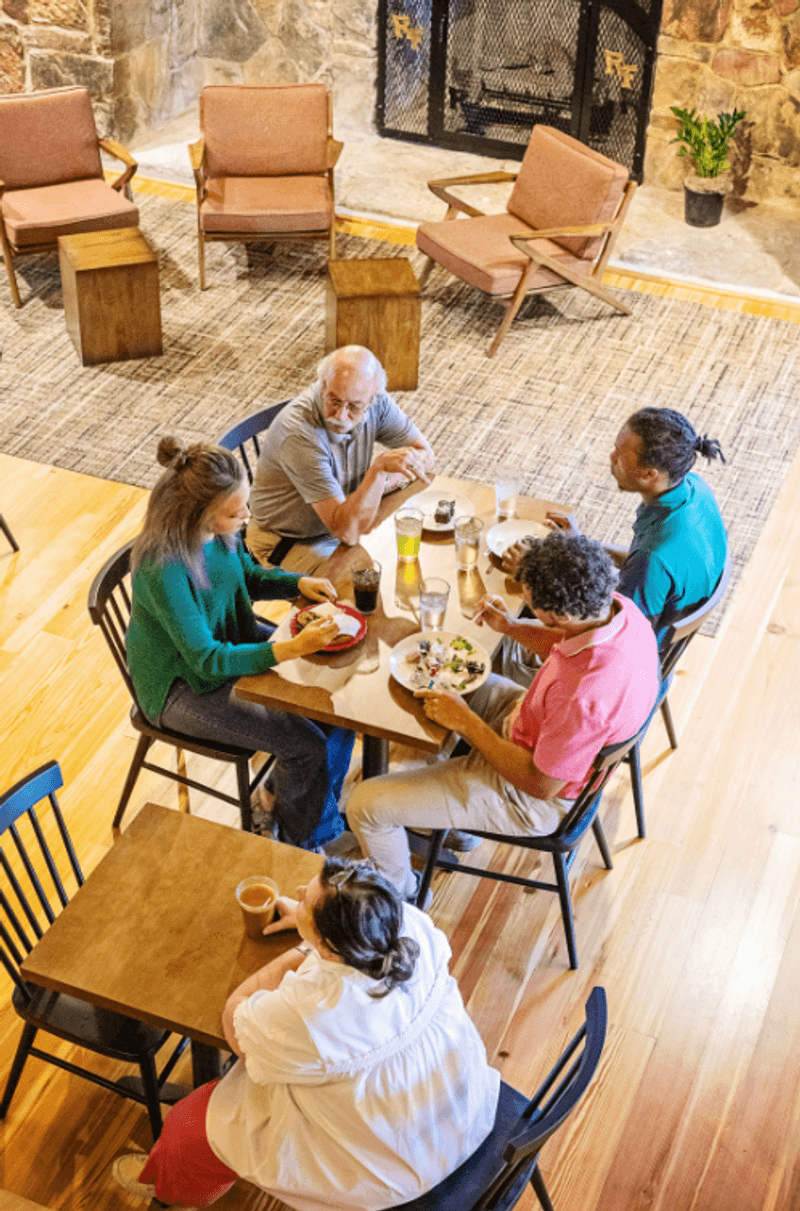 When The Cafe Gets Busy And When It Does Not When The Cafe Gets Busy And When It Does Not