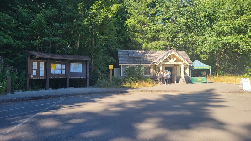 Where Exactly Ape Cave Is Located
