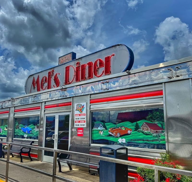 Where Mel's Classic Diner Actually Sits
