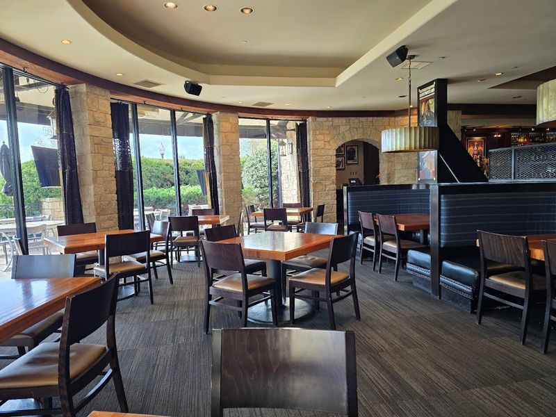 Where Pearl's Oyster Bar Calls Home Where Pearl's Oyster Bar Calls Home
