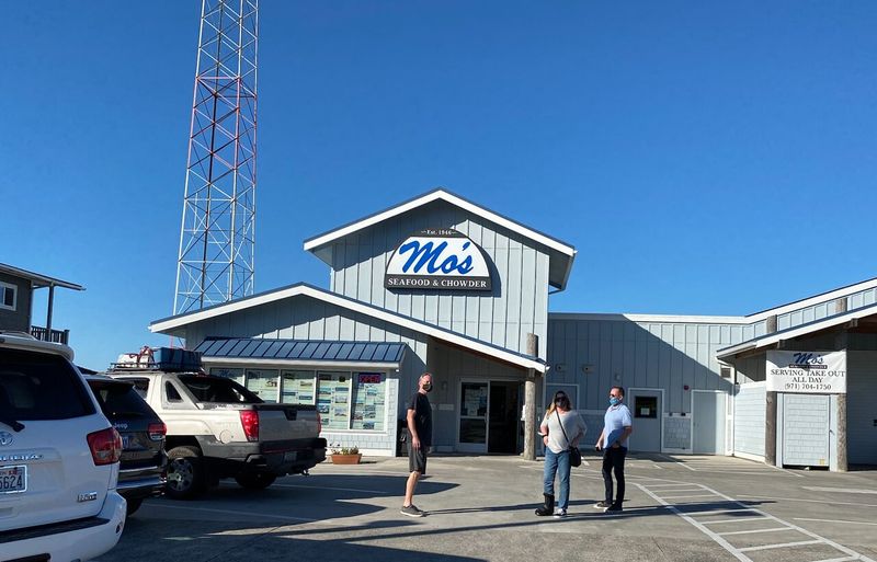 Where to Find Mo's Seafood and What to Expect on Arrival Where to Find Mo's Seafood and What to Expect on Arrival