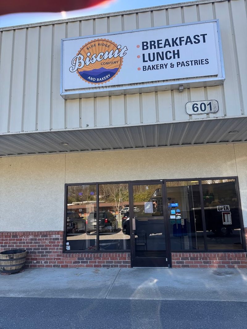 Where to Find This Biscuit Haven in Black Mountain Where to Find This Biscuit Haven in Black Mountain
