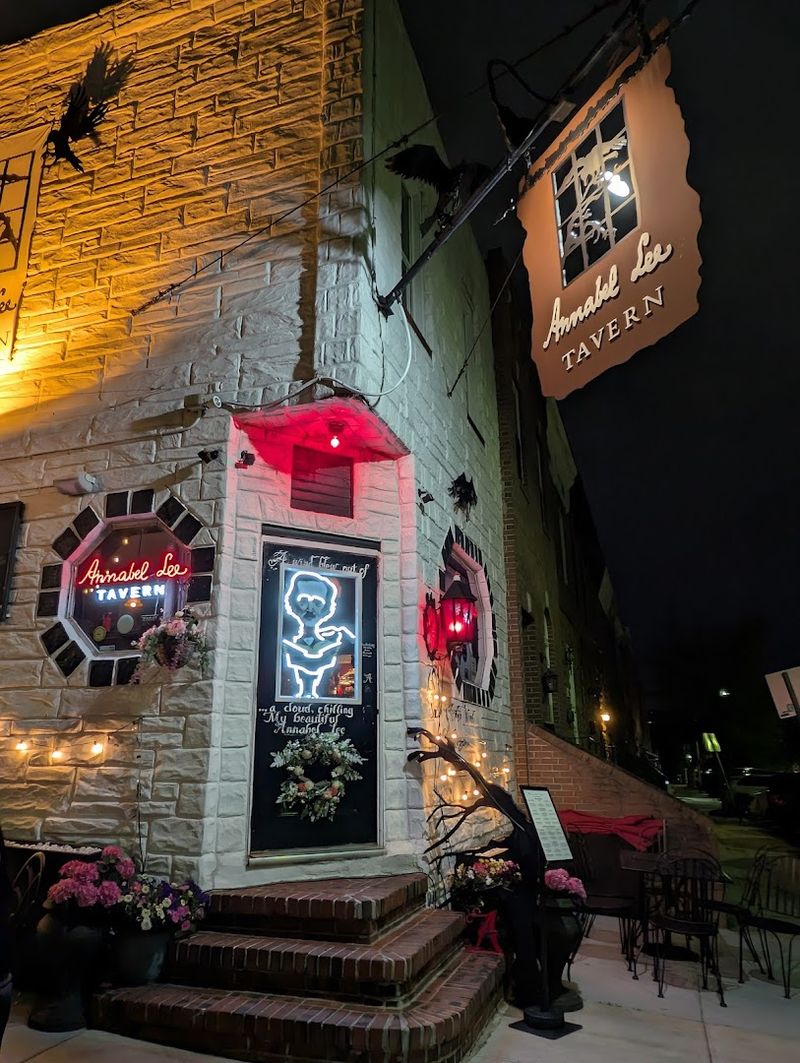 Where to Find This Literary Haunt Where to Find This Literary Haunt