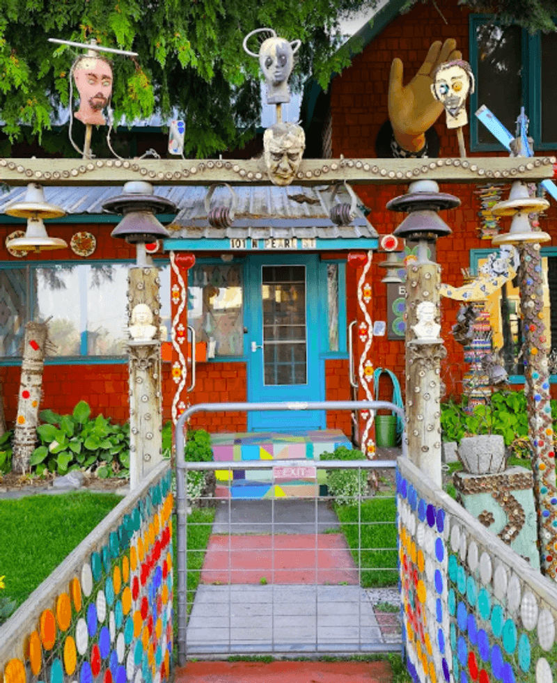 Where to Find This One-of-a-Kind Art House