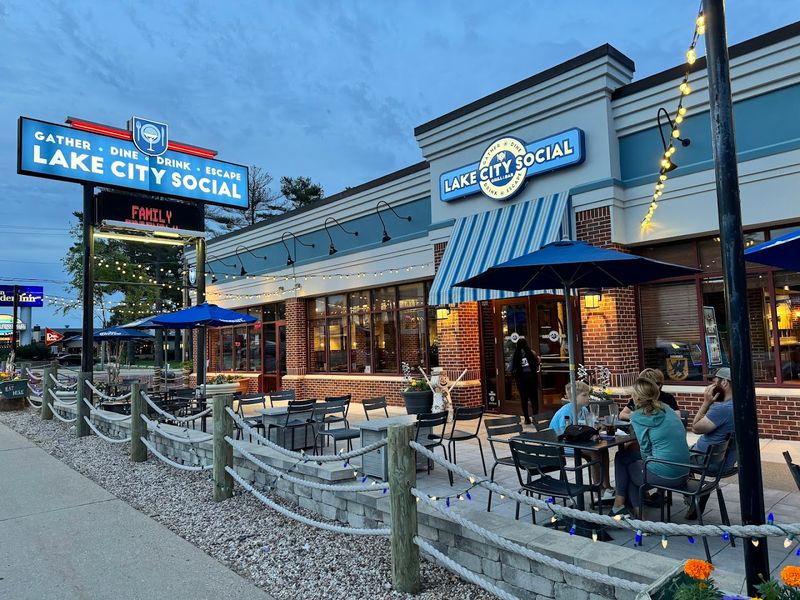 Where to Find This Wisconsin Dells Grill