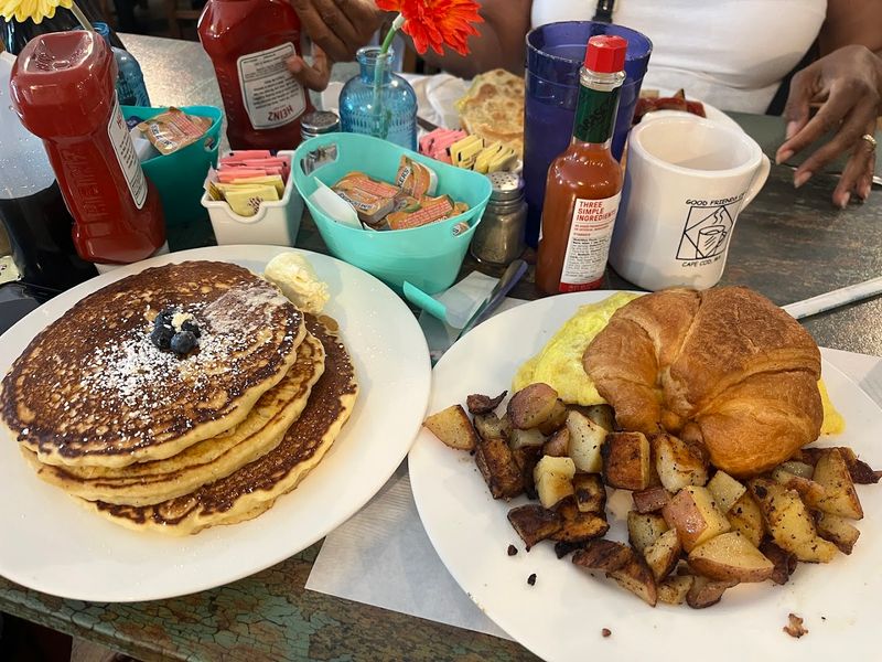 Why Good Friends Cafe Has Earned Its Reputation Why Good Friends Cafe Has Earned Its Reputation