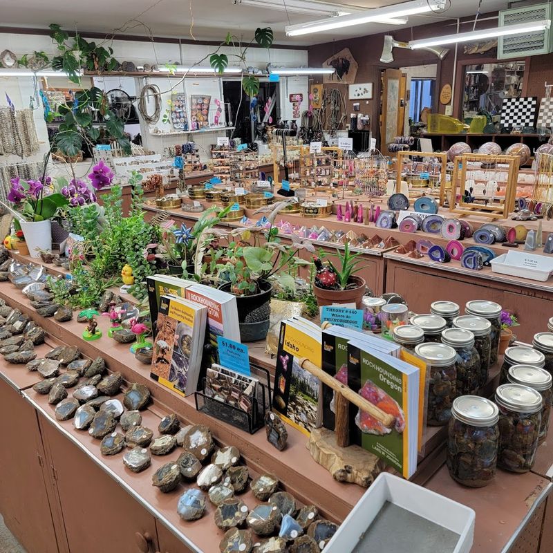 Why Richardson's Rock Ranch Is Worth the Detour