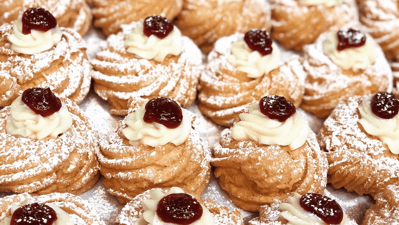 Why This Bakery Belongs on Every Chicago Food List Why This Bakery Belongs on Every Chicago Food List