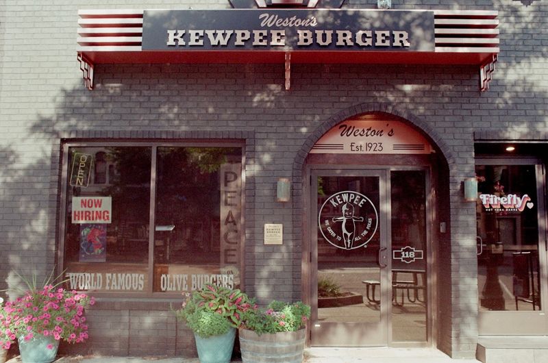 Why This Burger Sticks In Memory Why This Burger Sticks In Memory