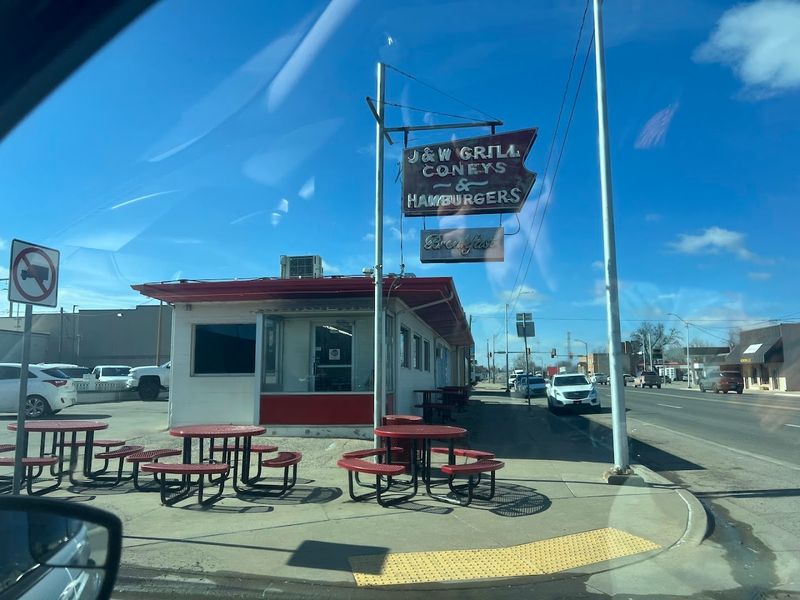 Why This Little Diner Is Worth the Detour Why This Little Diner Is Worth the Detour