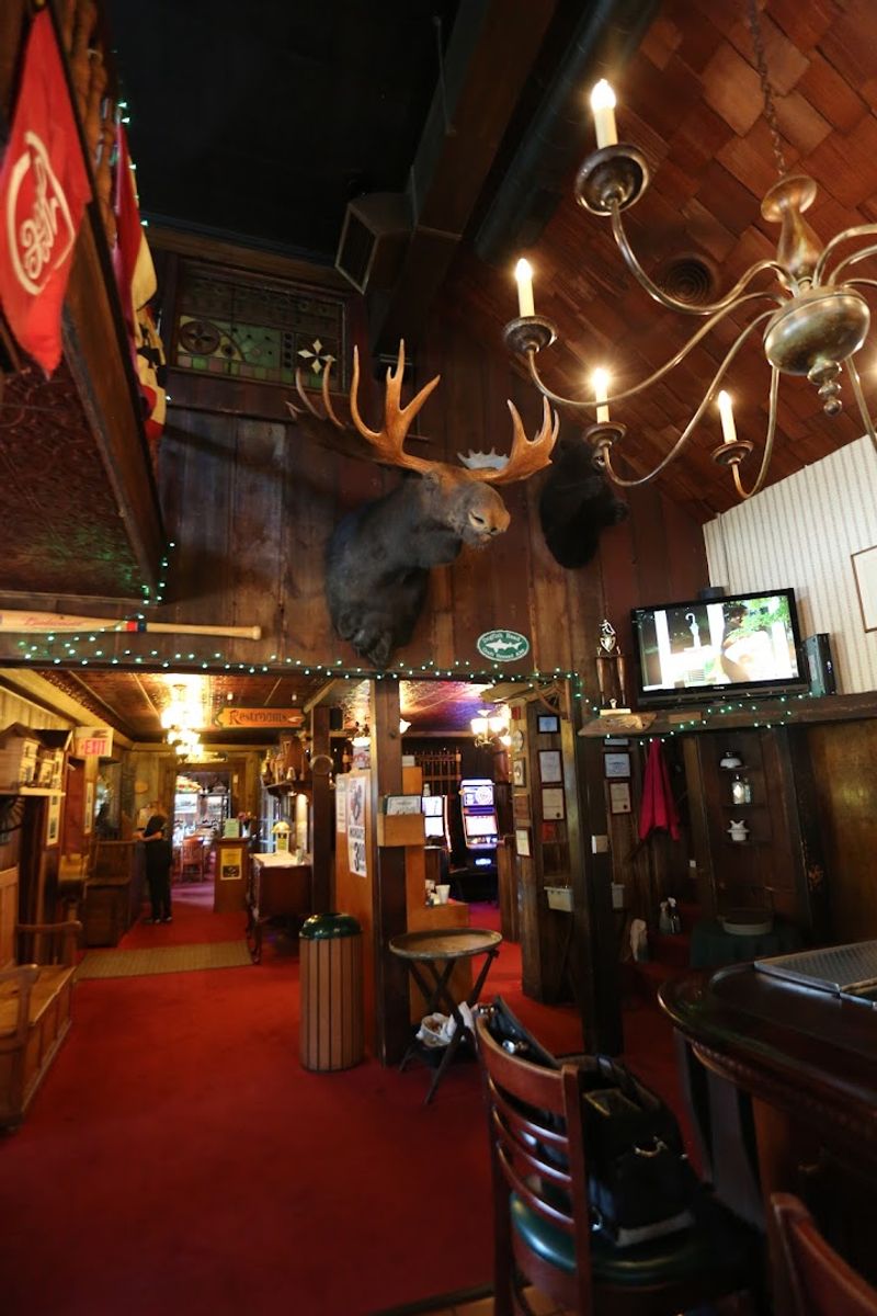 Why This Tavern Keeps Drawing People Back Why This Tavern Keeps Drawing People Back