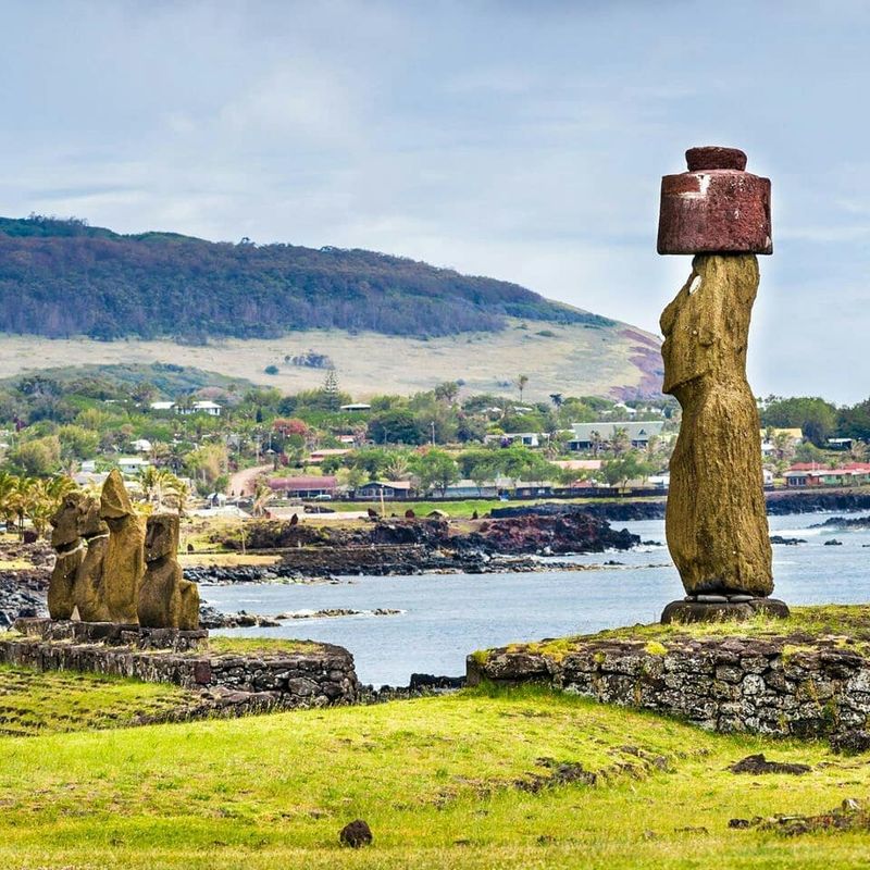 Why Were Some Moai Given Red Stone Hats?