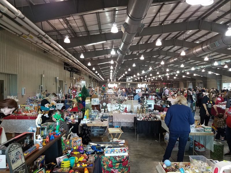 Why the Tulsa Flea Market Keeps Drawing Crowds Why the Tulsa Flea Market Keeps Drawing Crowds