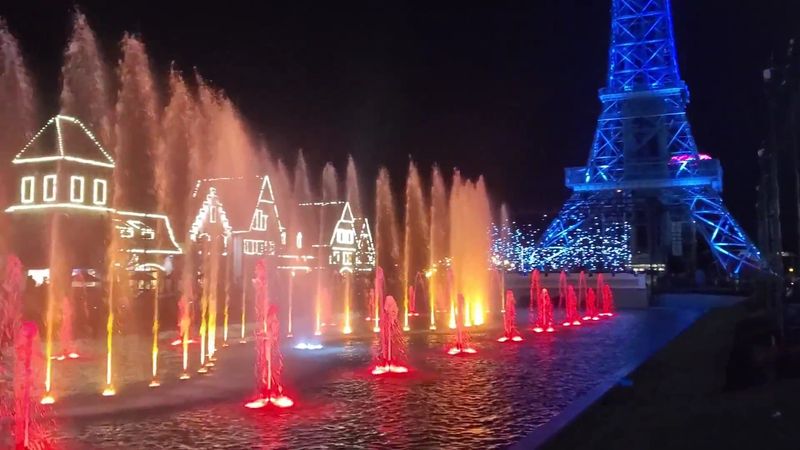 WinterFest Transforms the Park Into a Holiday Spectacle WinterFest Transforms the Park Into a Holiday Spectacle