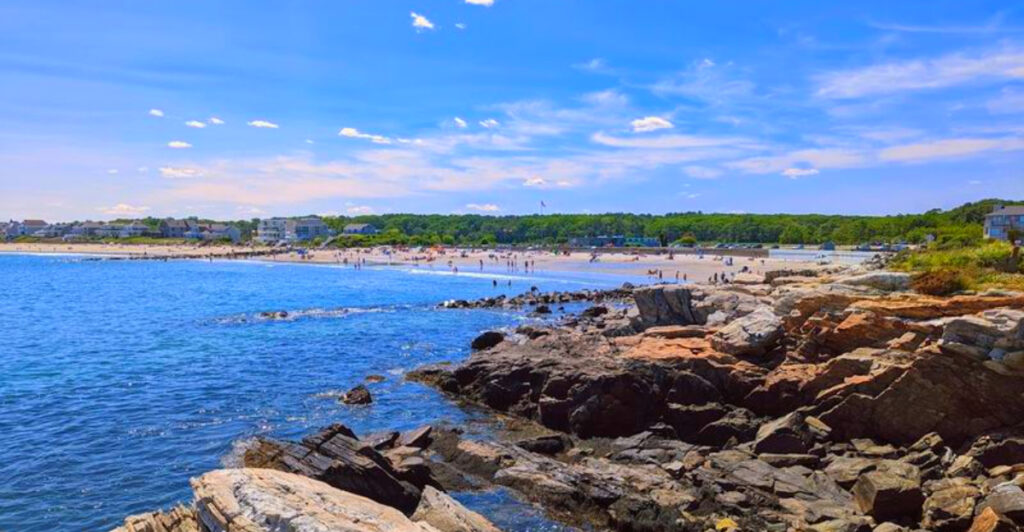 10 New Hampshire Beaches That Are Perfect for Summer Day Trips
