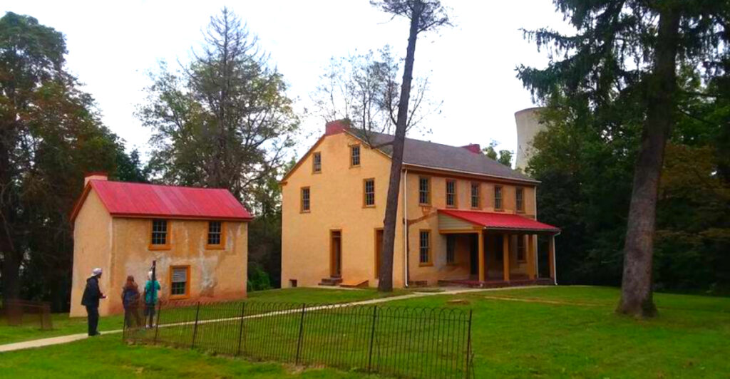10 Pennsylvania Ghost Towns That Still Tell Incredible Stories