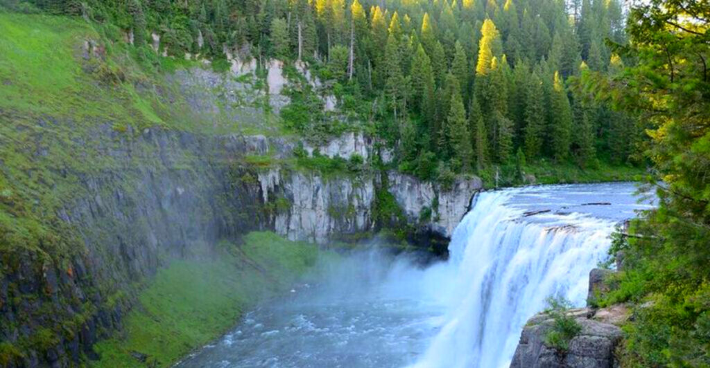 11 Idaho Destinations Perfect for Nature Lovers