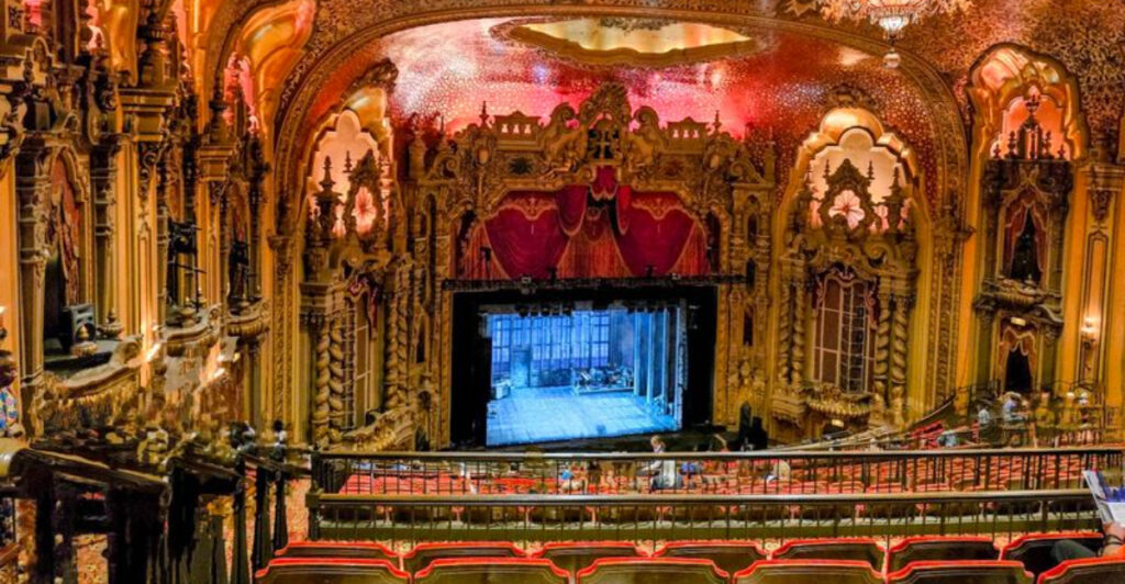 13 Historic American Theaters With Dazzling Interiors