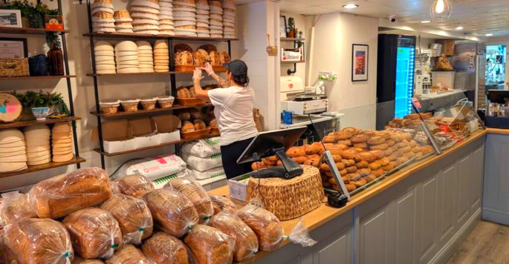 13 New Hampshire Bakeries That Smell Like Heaven the Moment You Walk In