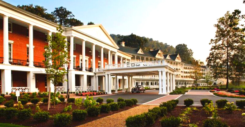 14 Pennsylvania Historic Hotels With Tons of Character and Charm