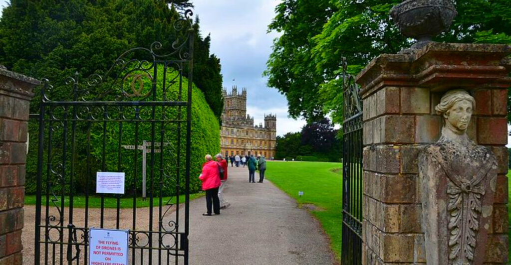 14 Things Even Downton Abbey Fans Don’t Know About the Real Castle