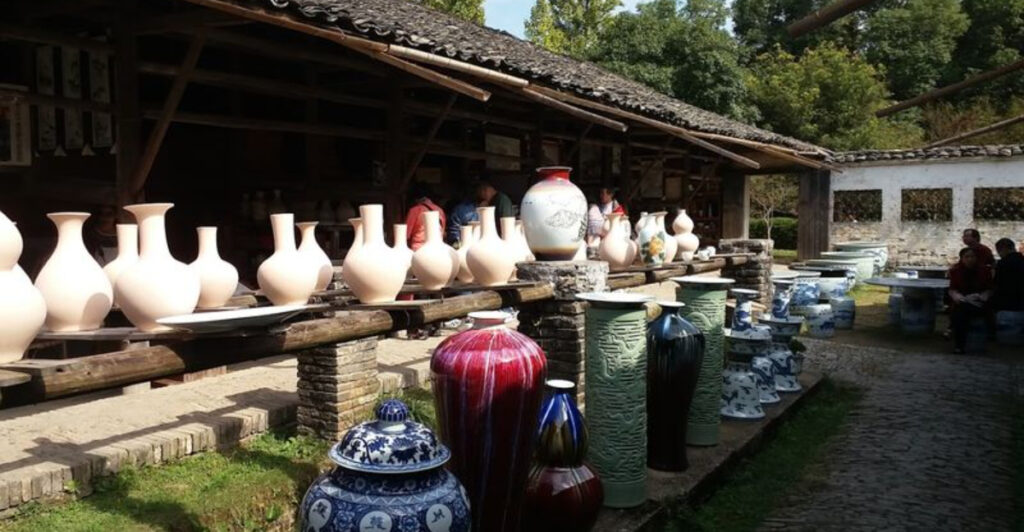 15 Artisan Towns Known For Pottery, Textiles, And Woodwork