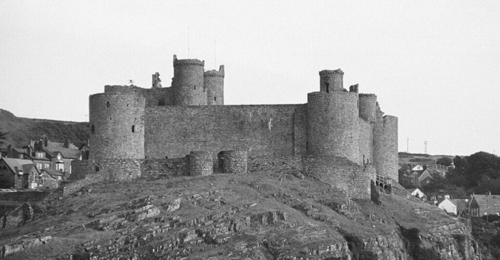 15 Castle Sieges That Changed Entire Kingdoms