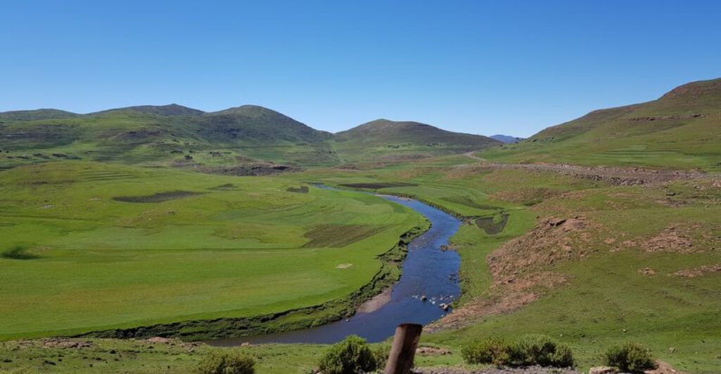 15 Countries Where Most People Still Live in the Countryside